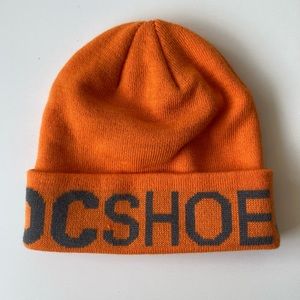 DC shoes skate beanie
